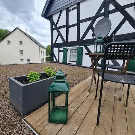 Bergischer Dreiklang Apartment *